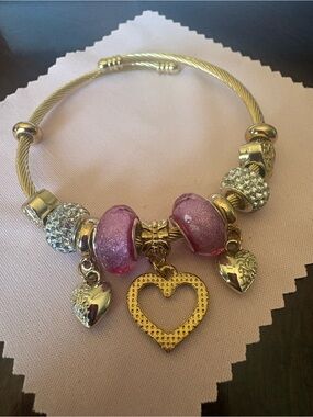 Gold-Tone Bracelet with Pink Murano style Beads and Heart Charms